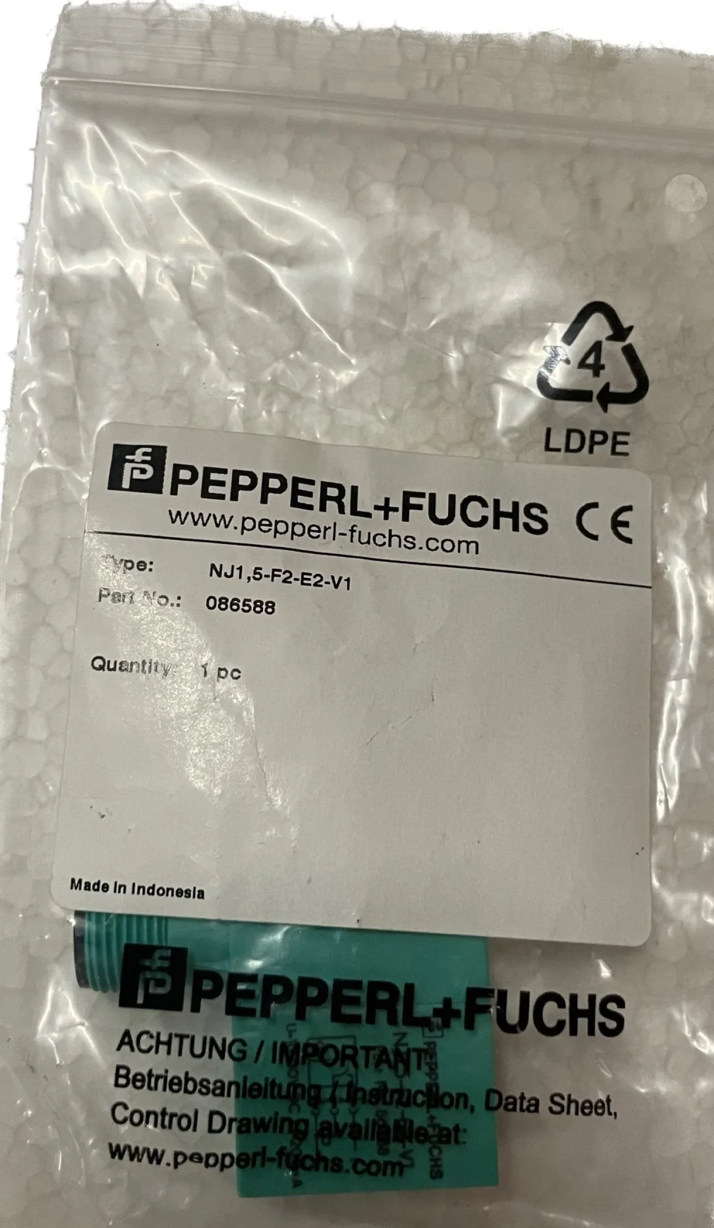 Pepperl+Fuchs Induktiver Sensor 086588 - 2