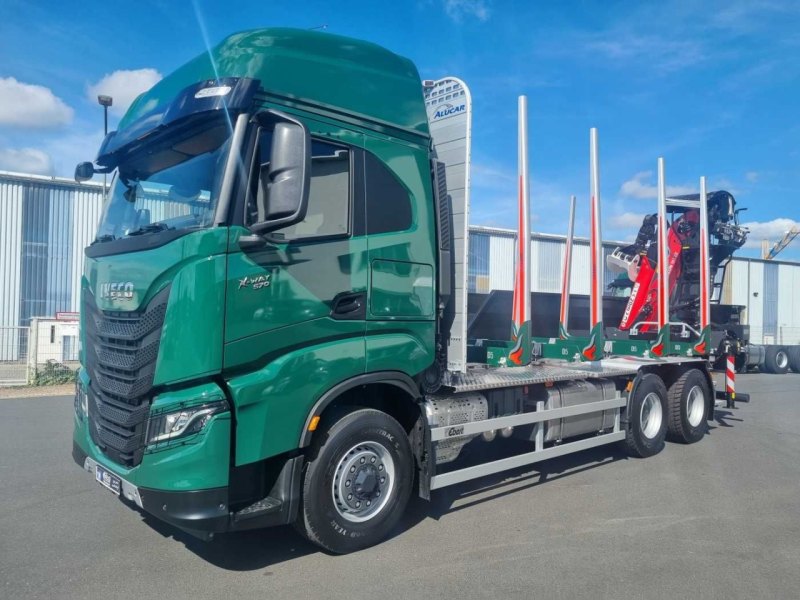 Iveco X-Way AS300X57 Z/P HR ON- 6x4 (6x6 Hi Traction)