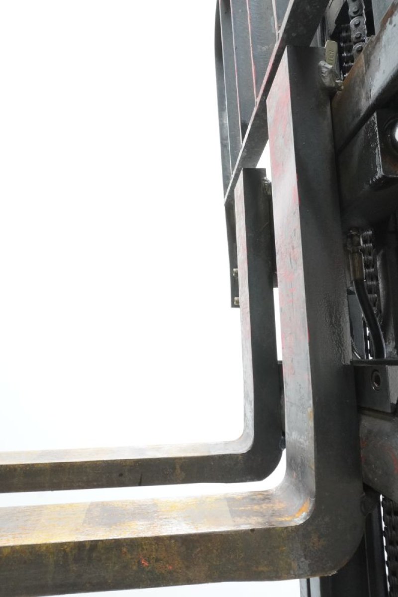 Schubmaststapler Linde R 20 G 115-12 (2012)