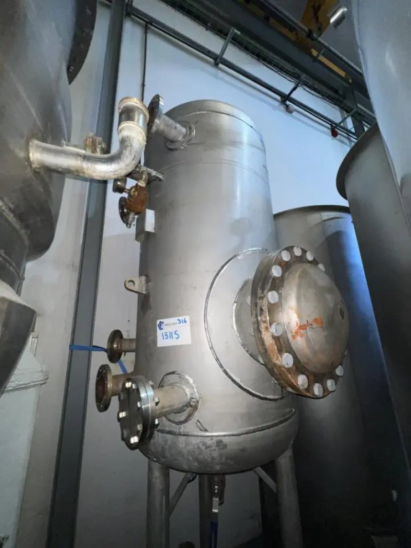 STAINLESS STEEL TANK 316 1,000 LITERS