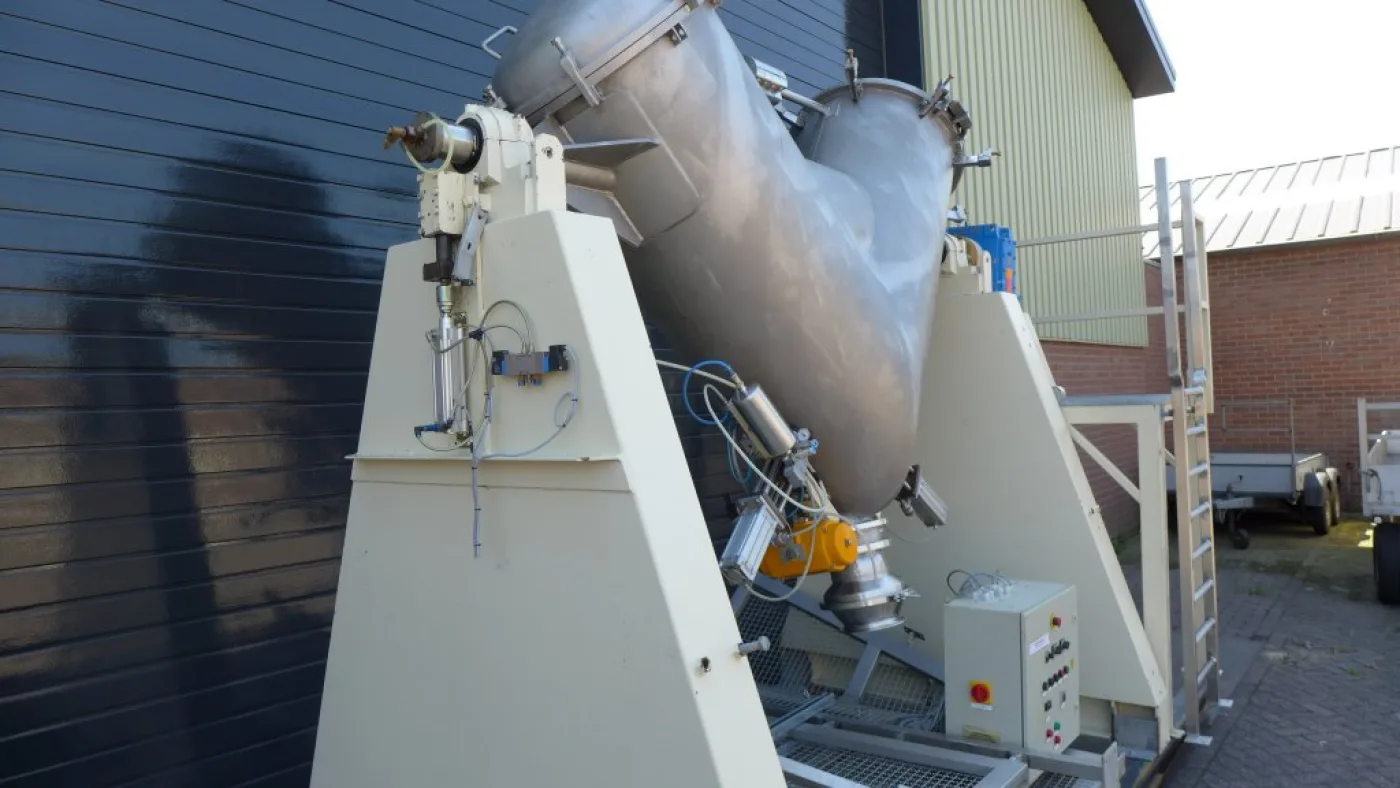 G. Ferrari & Fils - Tumbler mixer - 6