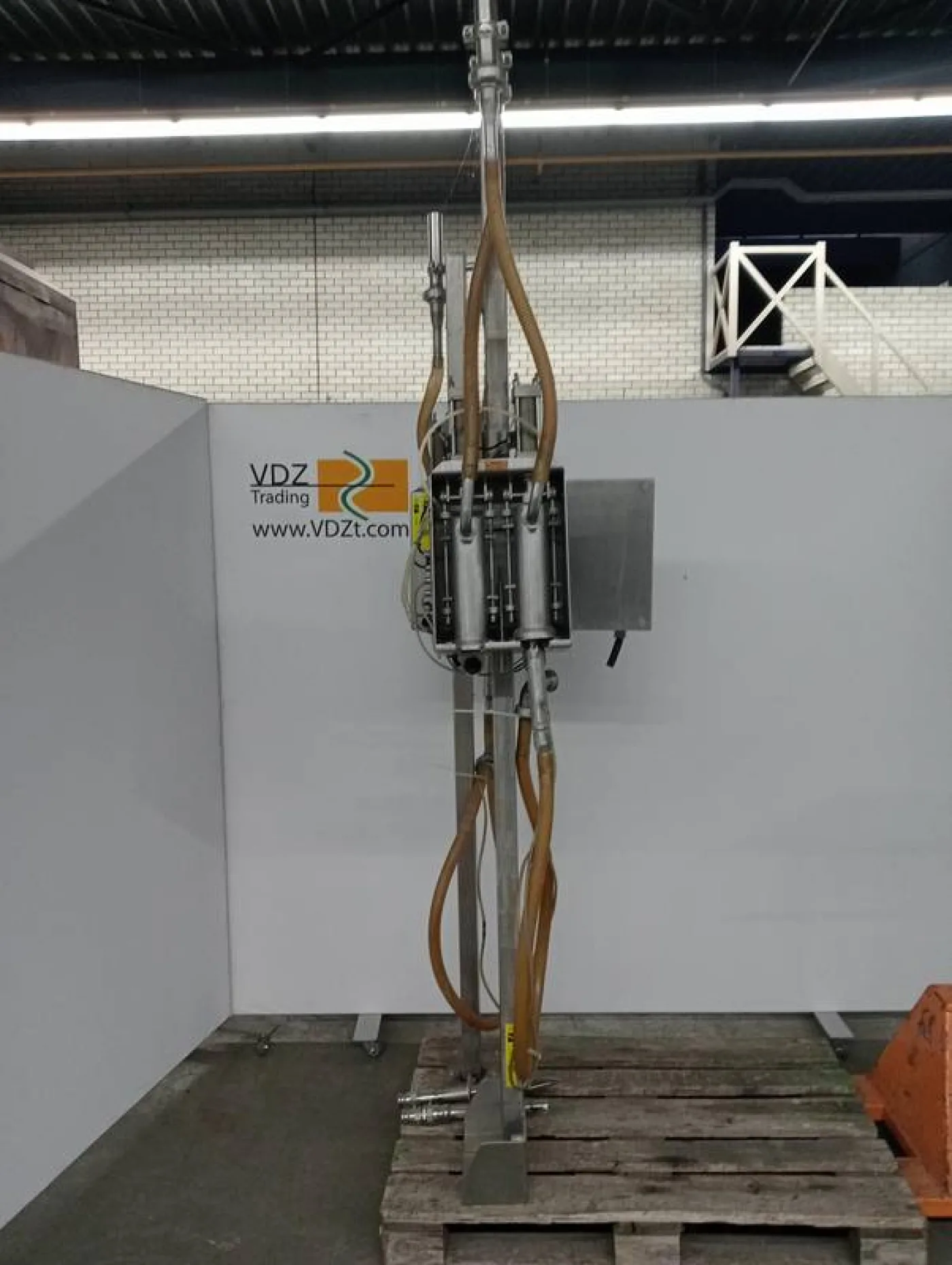 Blood collecting unit with sterilizer - 4