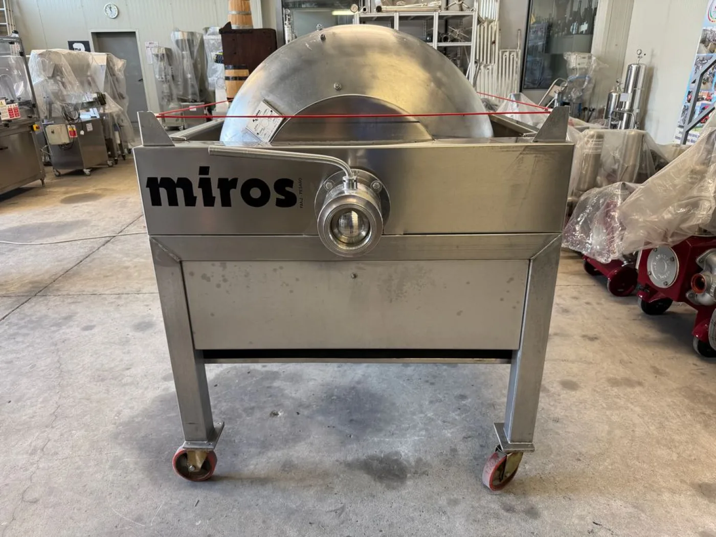 STAINLESS STEEL MEMBRANE PRESS, MIROS FIRM MODEL AVANT 16, CAPACITY HL 16, OPEN CYLINDER, SECOND HAND MACHINE - 8