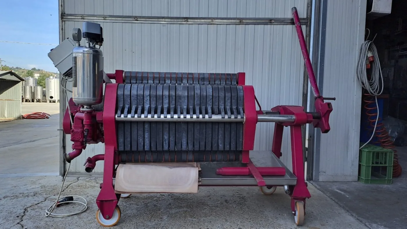 WINE LEES FILTER DAL CIN 20 PLATES, SECOND-HAND MACHINE - 3