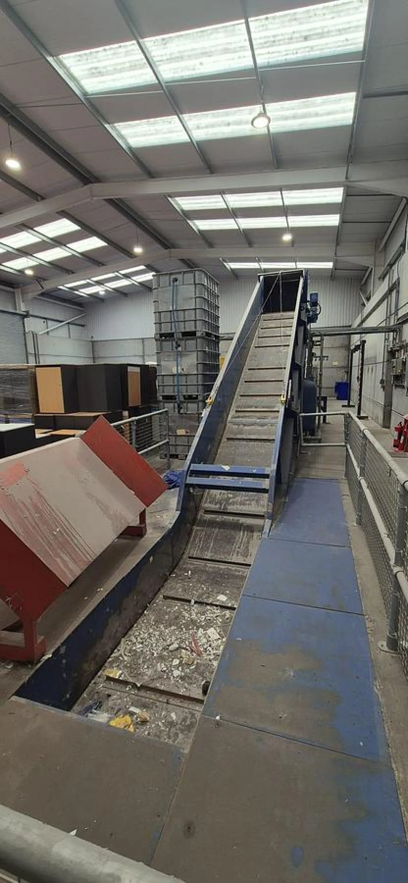 Full shredding and baling Line with in floor conveyor - 2