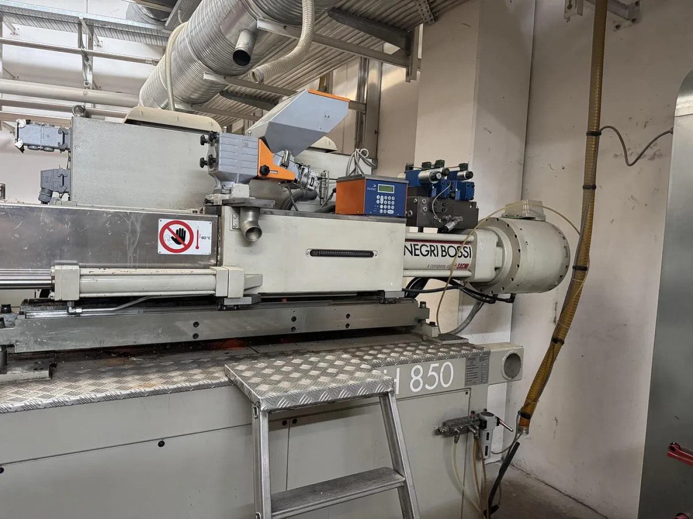 2009 NEGRI BOSSI VJ210 IN0666 - 5