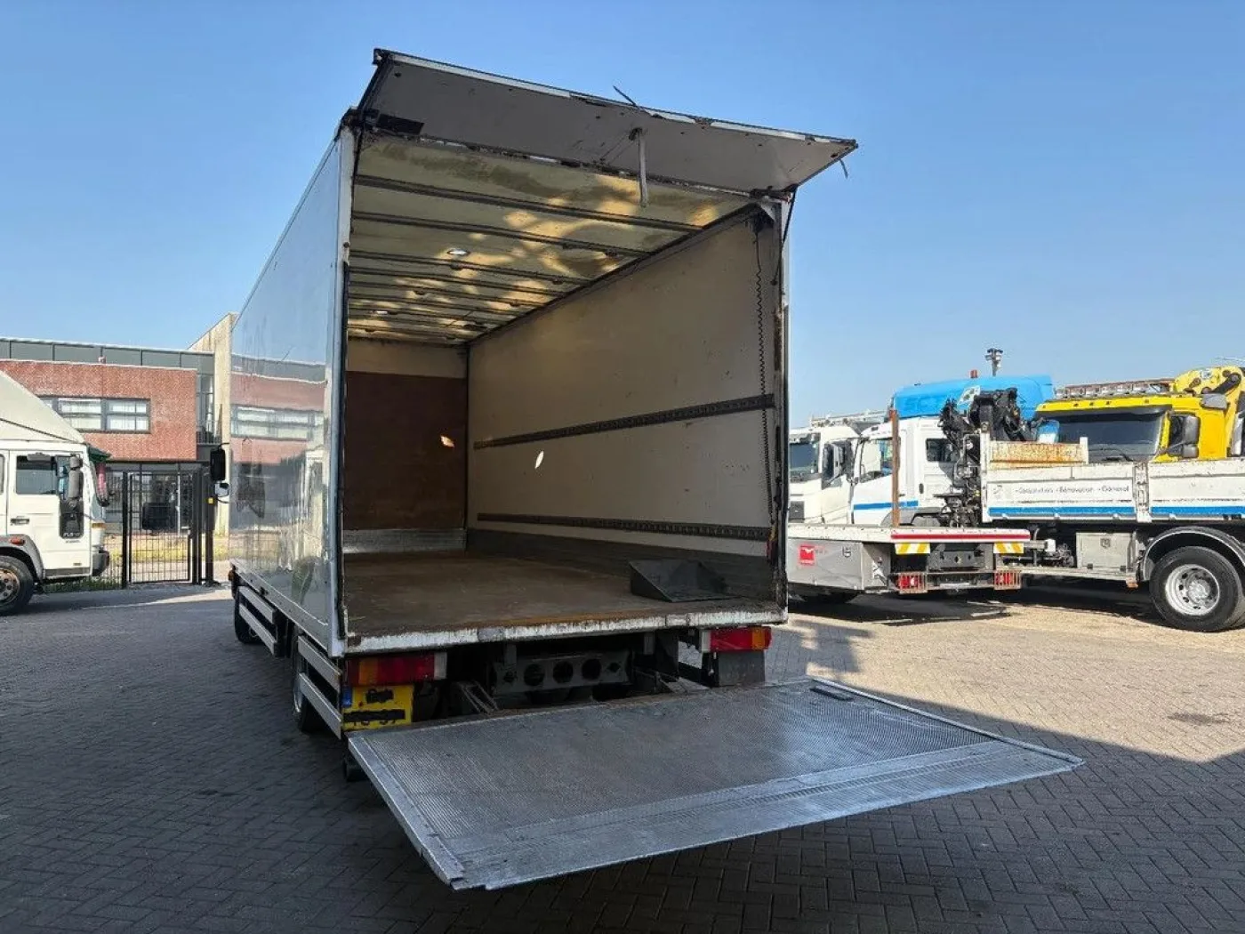 MAN LE 170 C + Loadlift + Euro 3 - 5