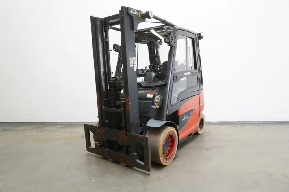 Frontstapler Linde E 35/600 H 388 (2016)