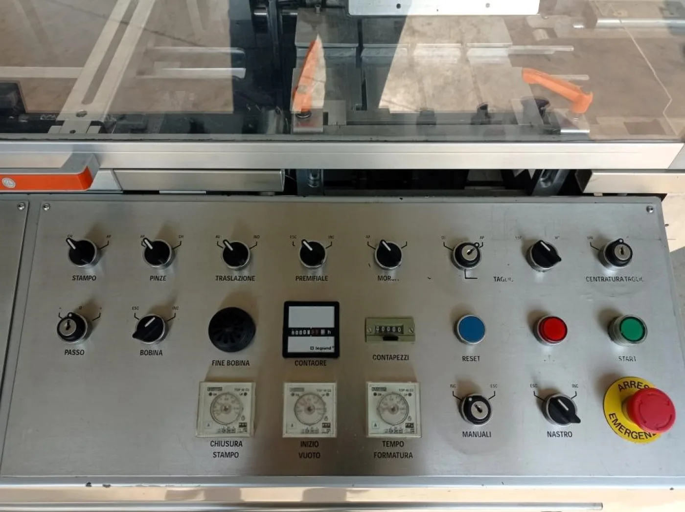 TERMOFORMATRICE – FARMO RES – MOD. K230 - 8