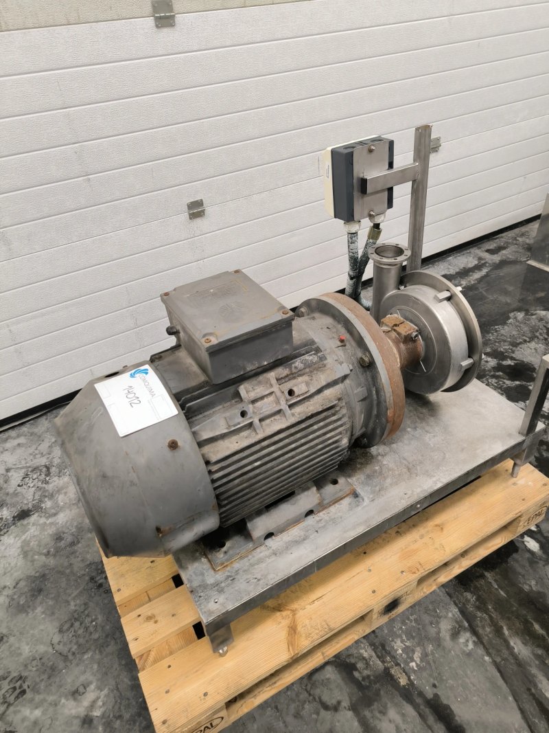 CENTRIFUGAL PUMP 30 KW