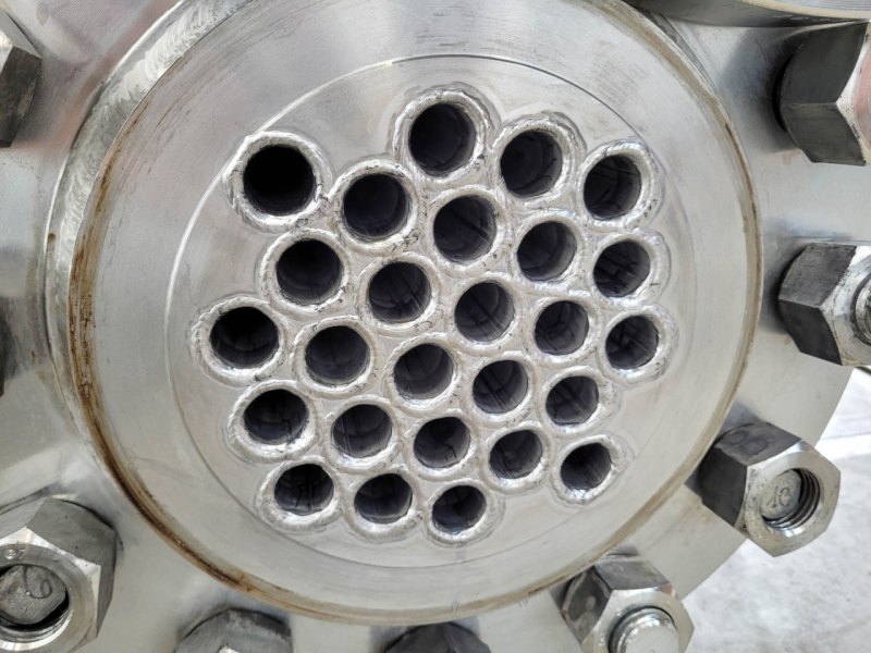 Schrader - Shell and tube heat exchanger