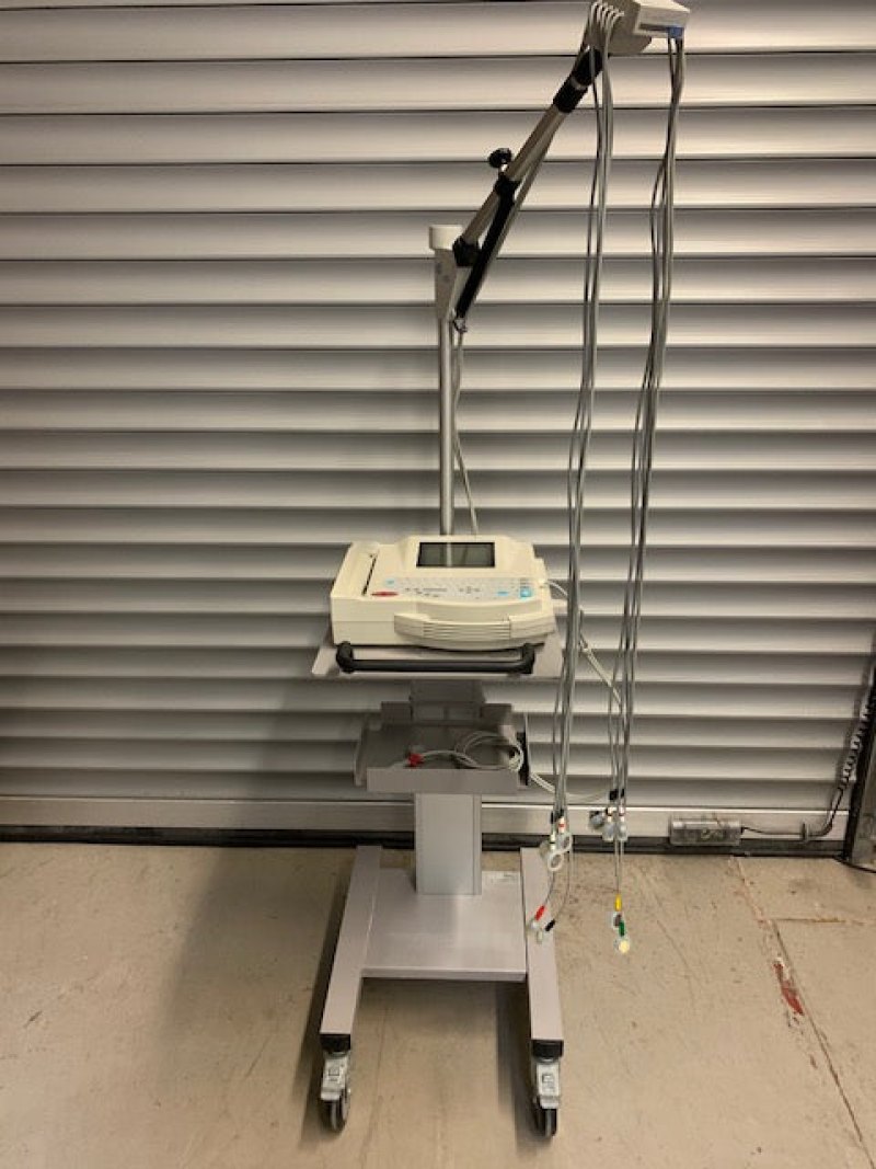 GE MAC-1200 ST EKG-Schreiber