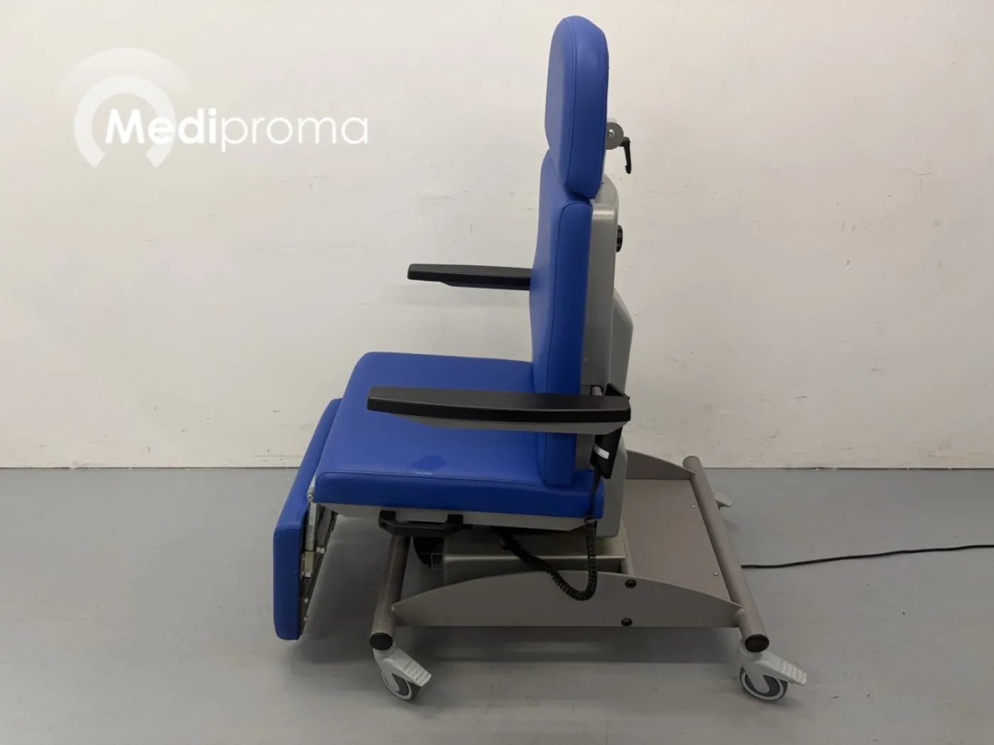 Greiner 4346900 Patient Chair - 1