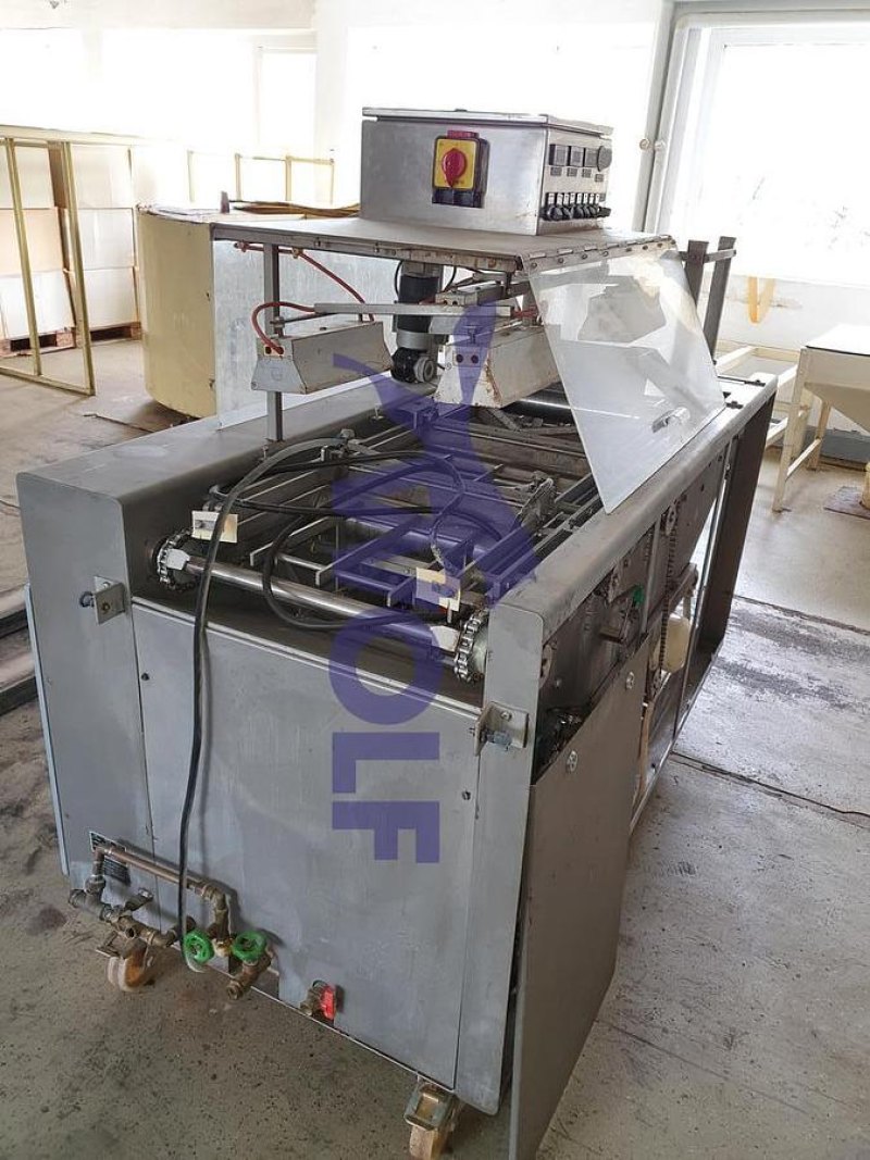 Formenfüllmaschine WOLF für Dekorplättchen - Type W-FW-200, Arbeitsbreite ca.: 420 mm