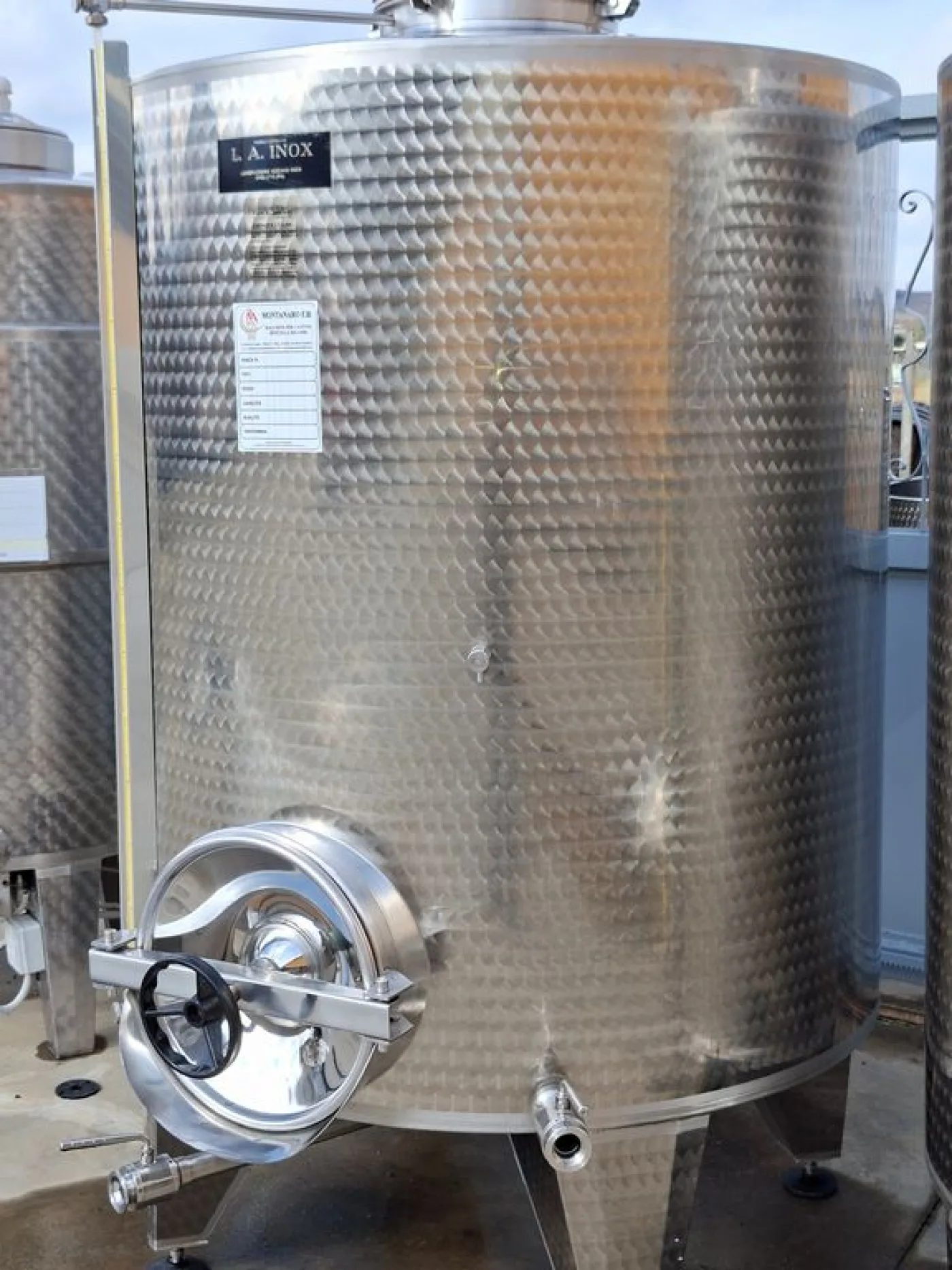 STAINLESS STEEL TANK L.A. INOX, CAPACITY 2000 LITERS, STORAGE/VINIFICATION MODEL CONICAL BOTTOM, SECON HAND EQUIPMENT - 6