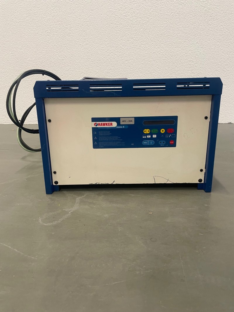 Hawker Batterieladegerät E48V-30A tronic E+EU