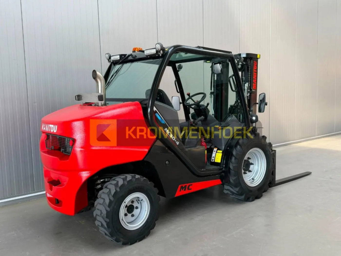 Manitou MC 30-4 ST5 - 4