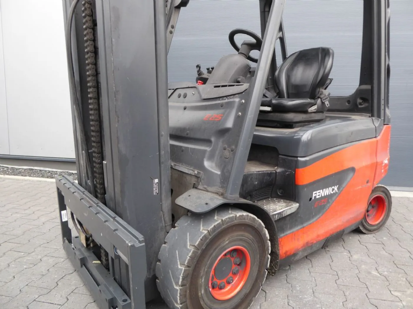 Linde E25-01 - 3