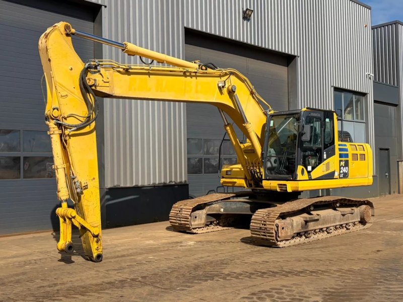 Komatsu PC240LC-10