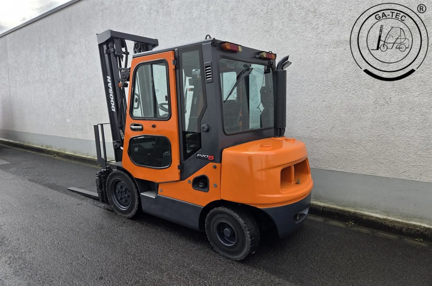 Doosan D25S-5 - 3