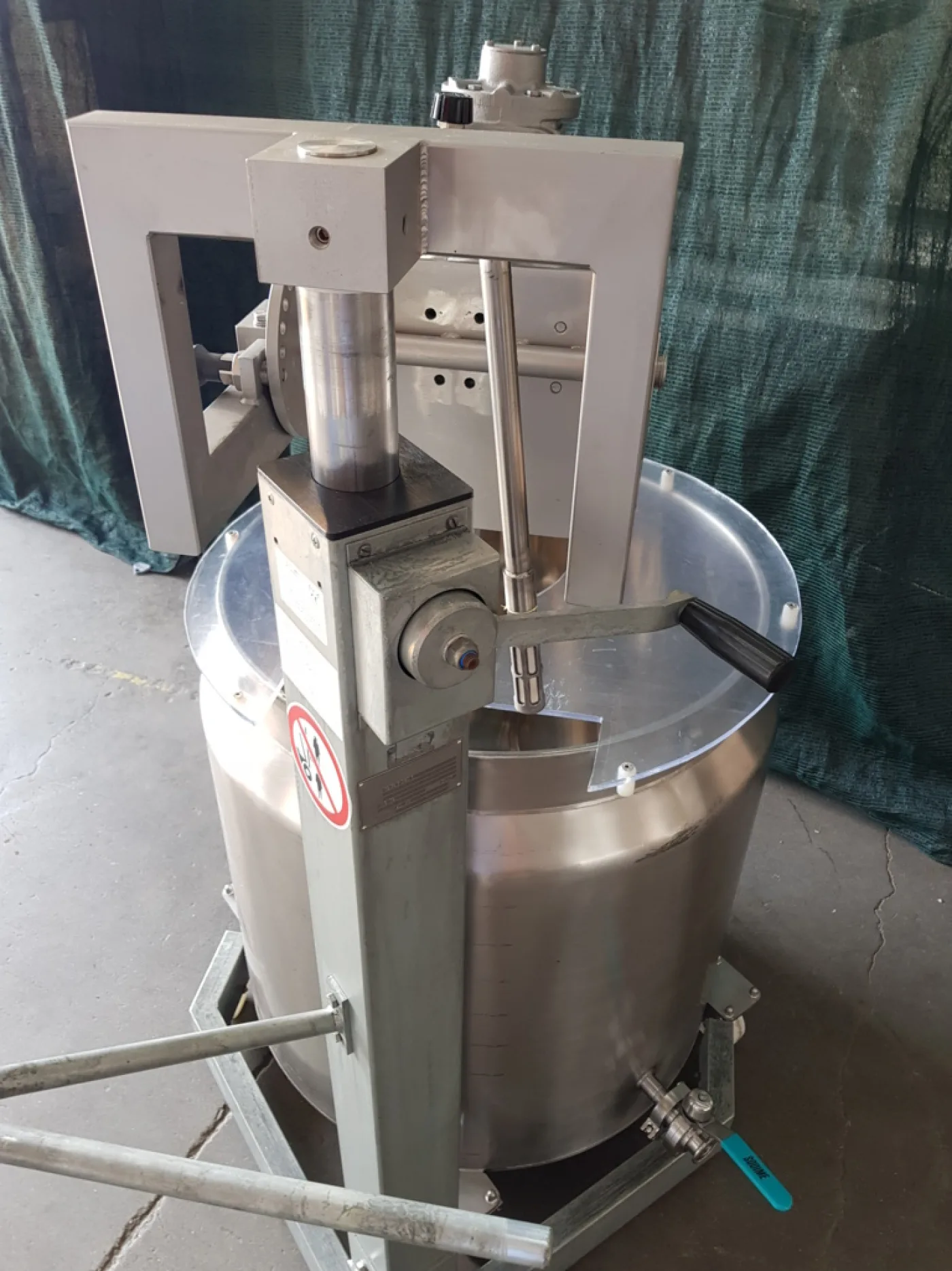 DISSOLUTORE INCAMICIATO – FLUX MOD. FHG - 2
