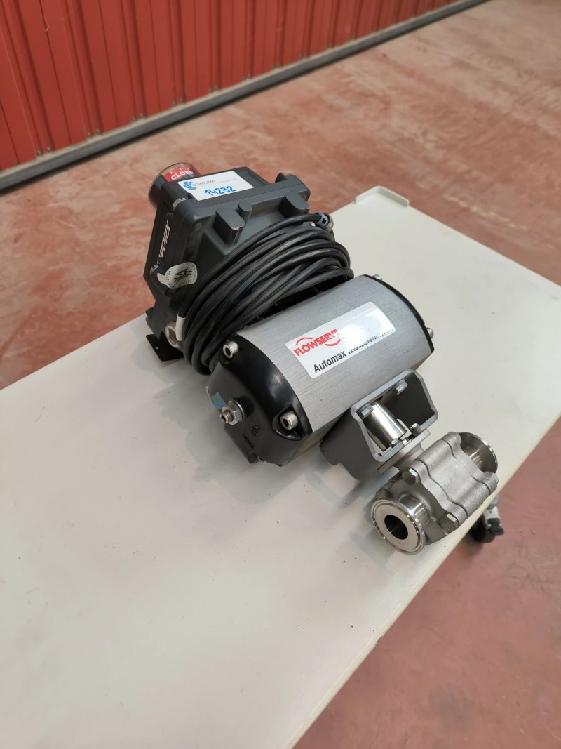 BALL VALVE CLAMP 1" WITH PNEUMATIC ACTUATOR FLOWSERVE AND POSITION SWITCH TOPWORX DXP ATEX