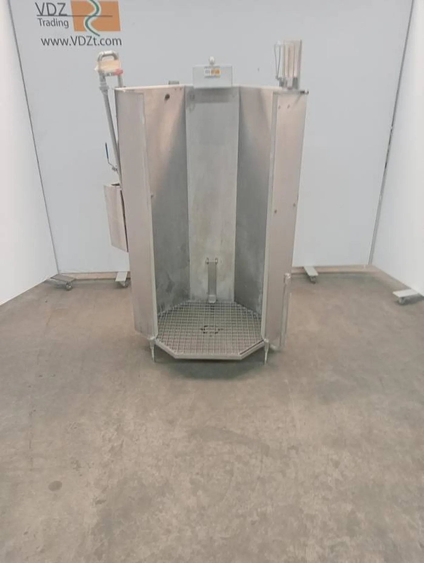Apron washer - 5