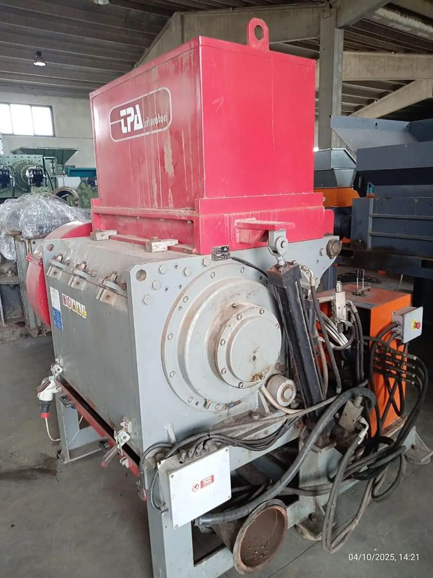 2008 TPA Trituratori Plastics Shredder, Granulator & Conveyor Full Plant - 8