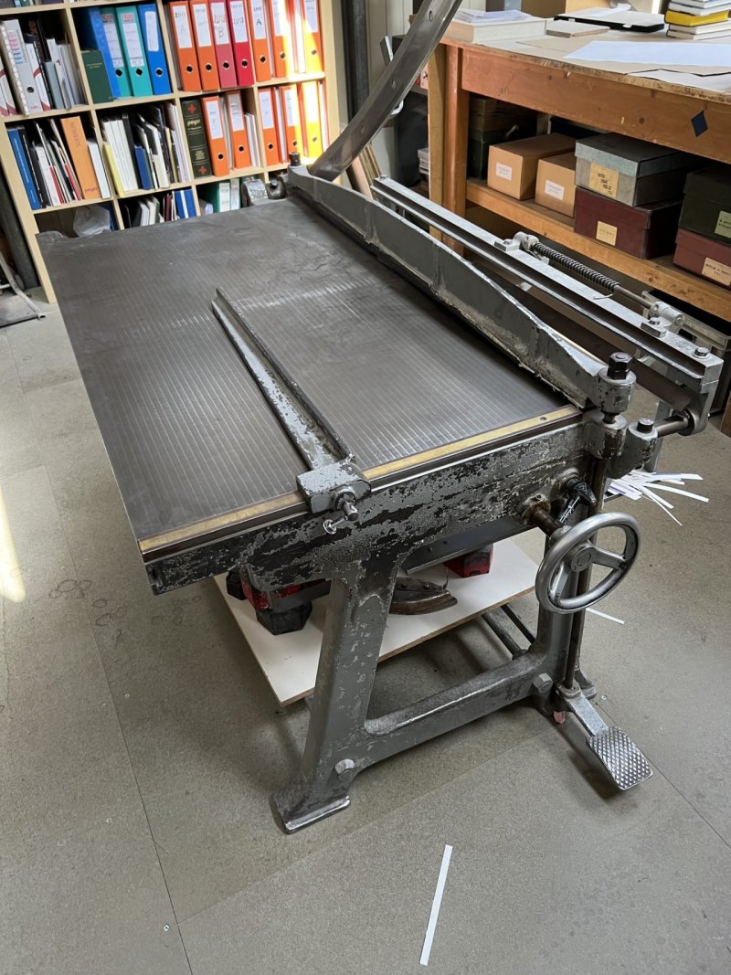 CISAILLE HUNKELER 10