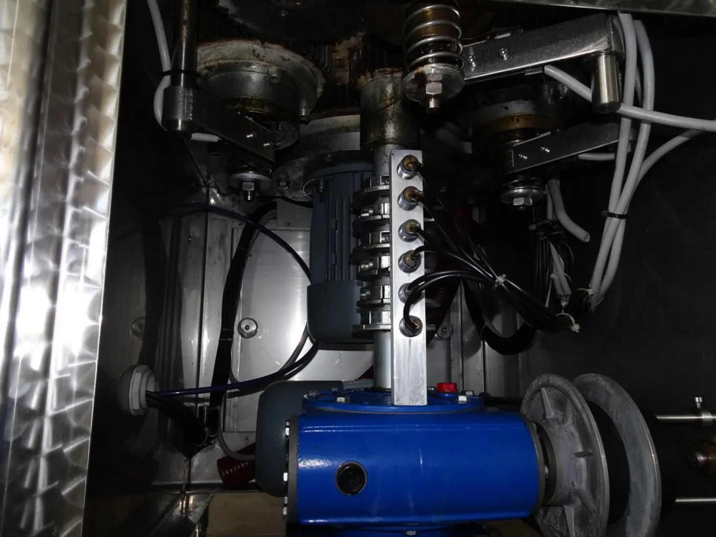 CAPSULE DISTRIBUTOR GAI TYPE 4164D, SECOND-HAND MACHINE - 2