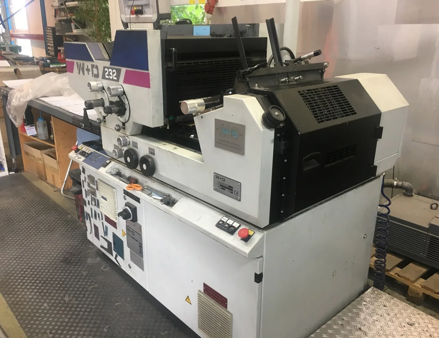 W+D 232 – 2 Colour Offset - 1