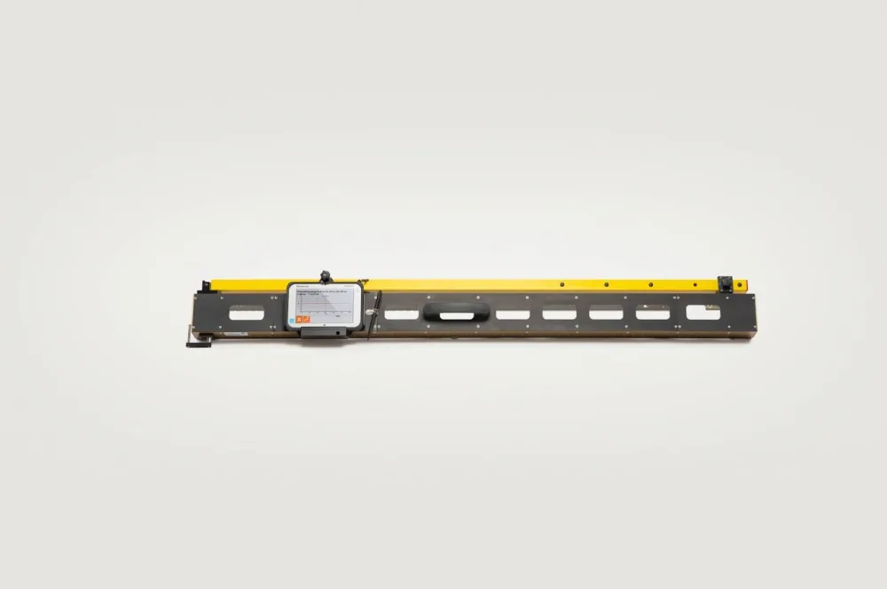 RM 1200 D