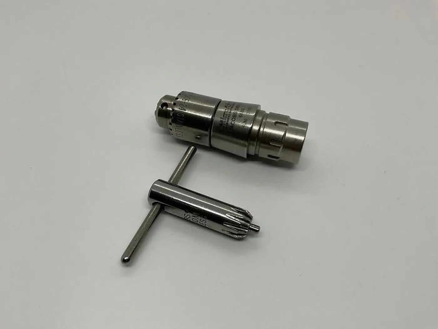 Microaire 6680 Jacobs Driver - 1