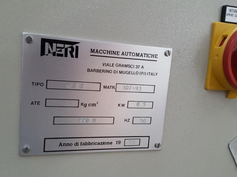 NASTRO TRASPORTATORE CURVO A 90° MOTORIZZATO CON VARIATORE DI VELOCITA’ NERI – MOD. NTC