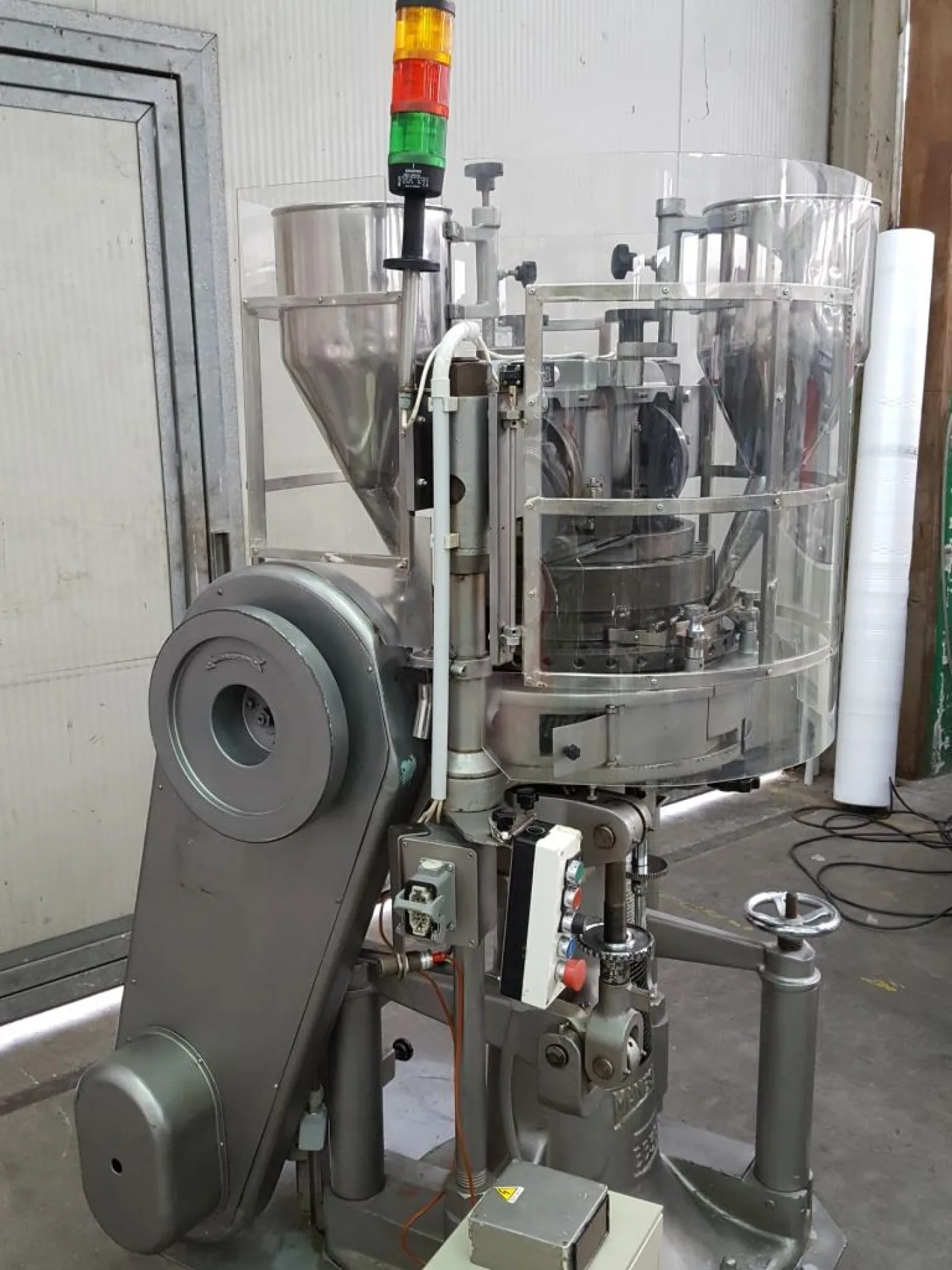 COMPRIMITRICE ROTATIVA – MANESTY MOD. BB3B - 2