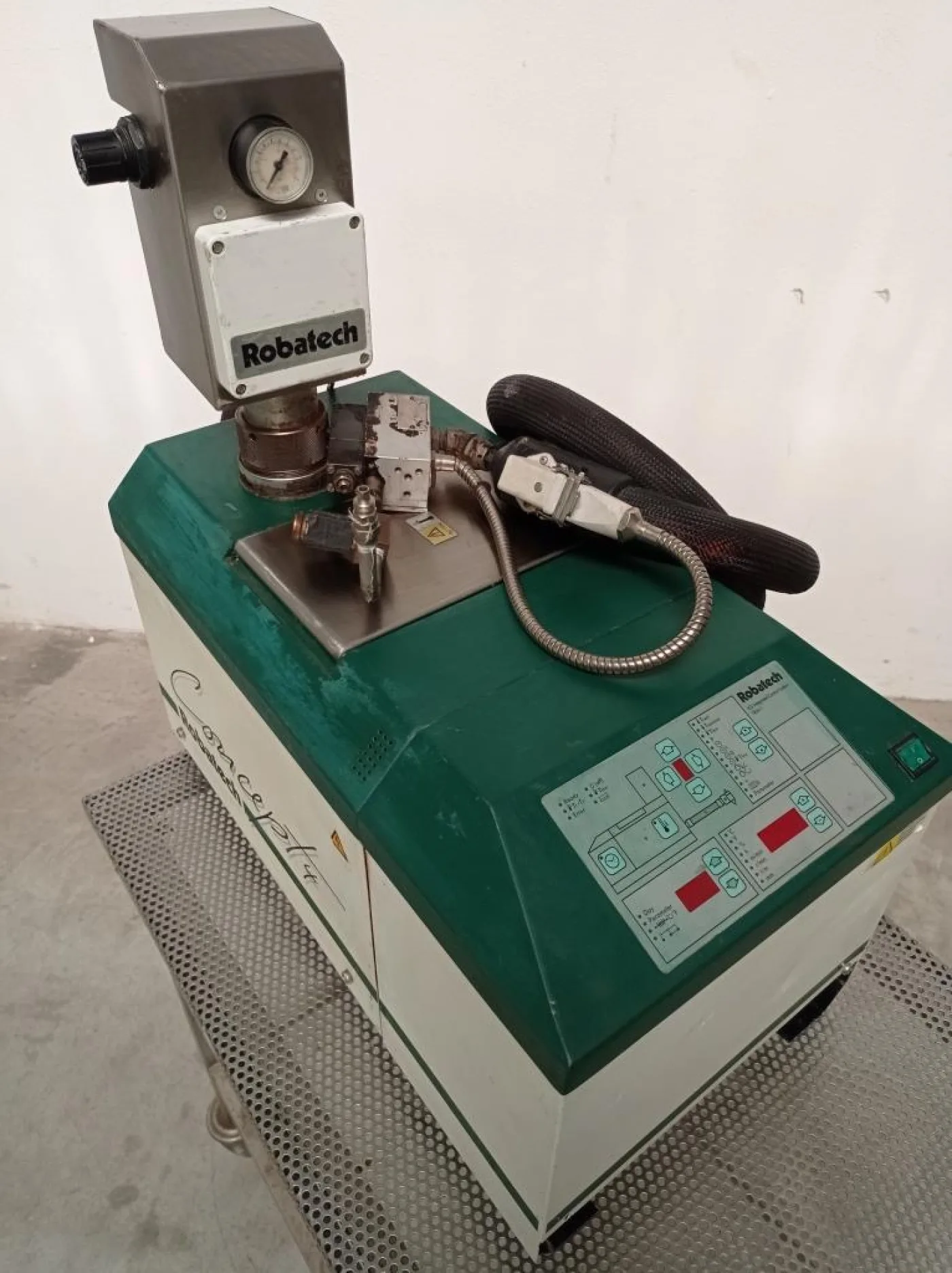 INCOLLATORE FUSORE – ROBATECH – MOD. CONCEPT 4/2 - 3