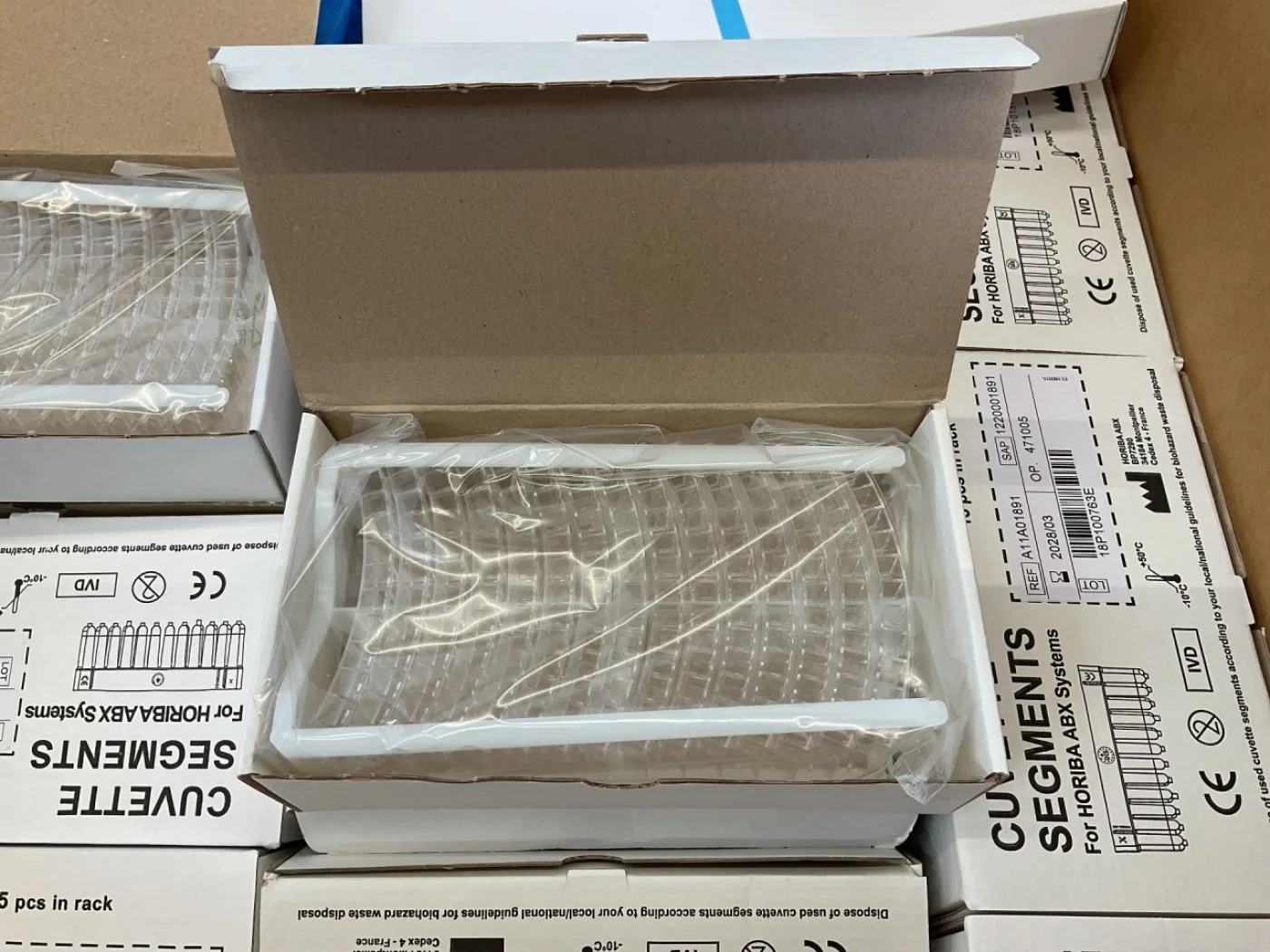 Horiba Pentra C400 Chemistry Analyzer - Miscellaneous - 3