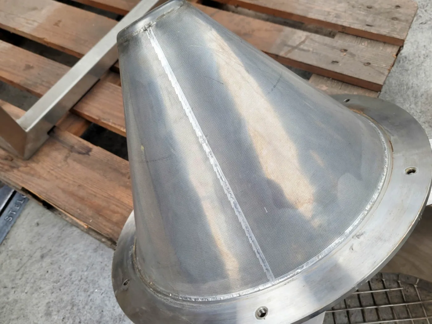 Kek Kemutec BETAGRIND - Sieve granulator - 2