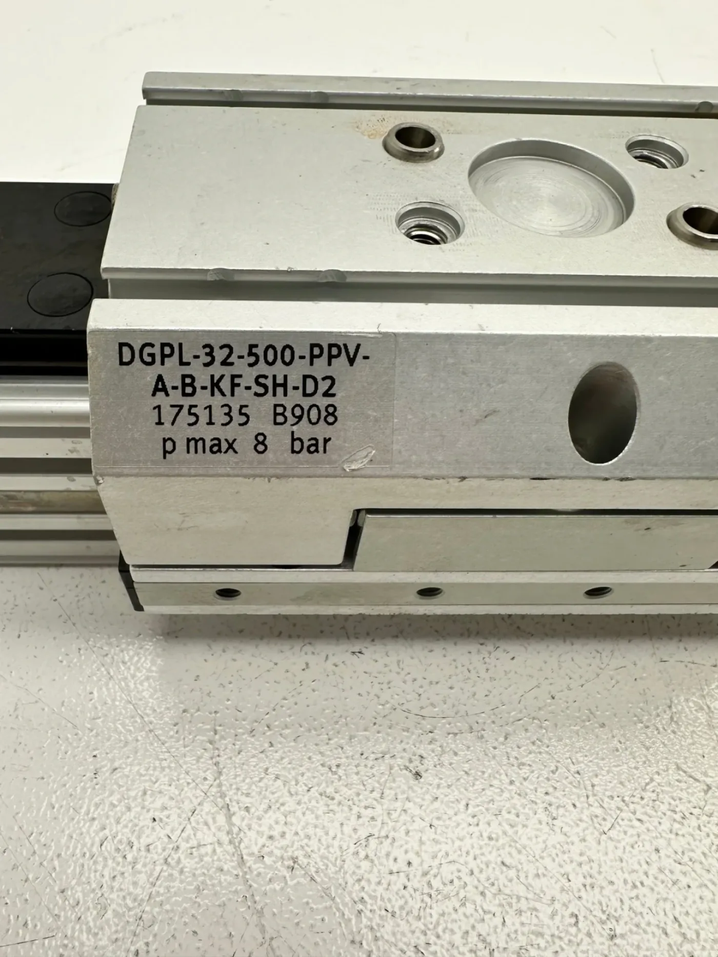 Festo DGPL-32-500-PPV-A-B-KF-SH-D2 175135 - 1