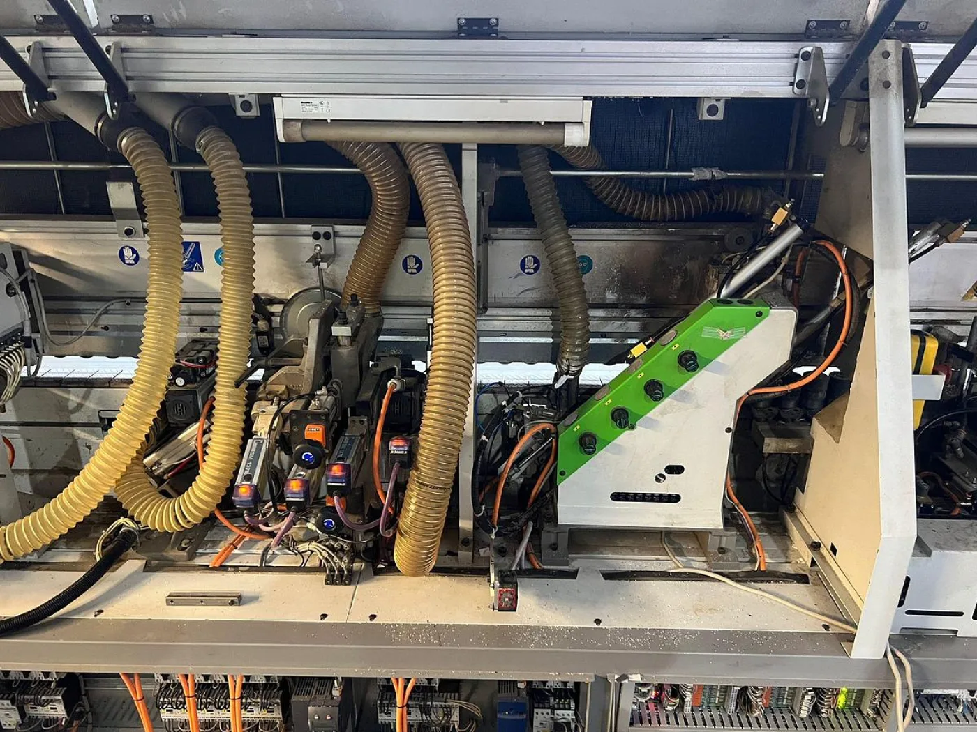 bordatrice BIESSE AKRON 850 - 8