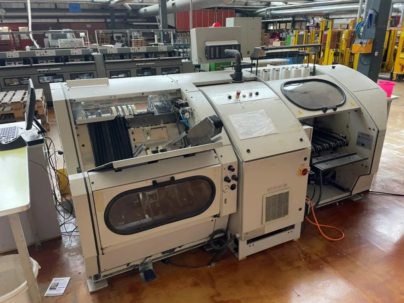 Meccanotecnica Aster 220 SA sewing machine - 2