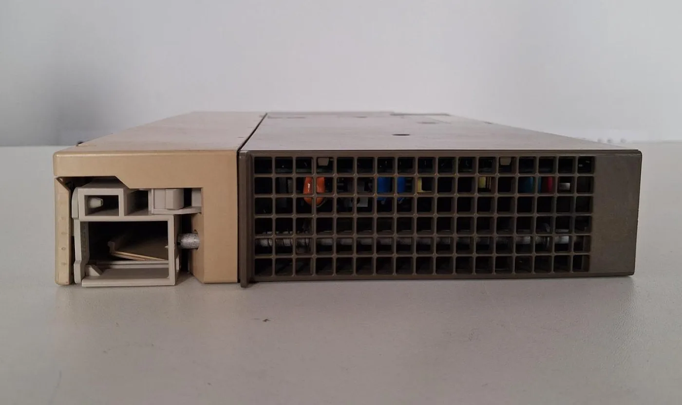 Siemens SIMATIC S5 6ES5 460-7LA12 Digital Output Module - 6