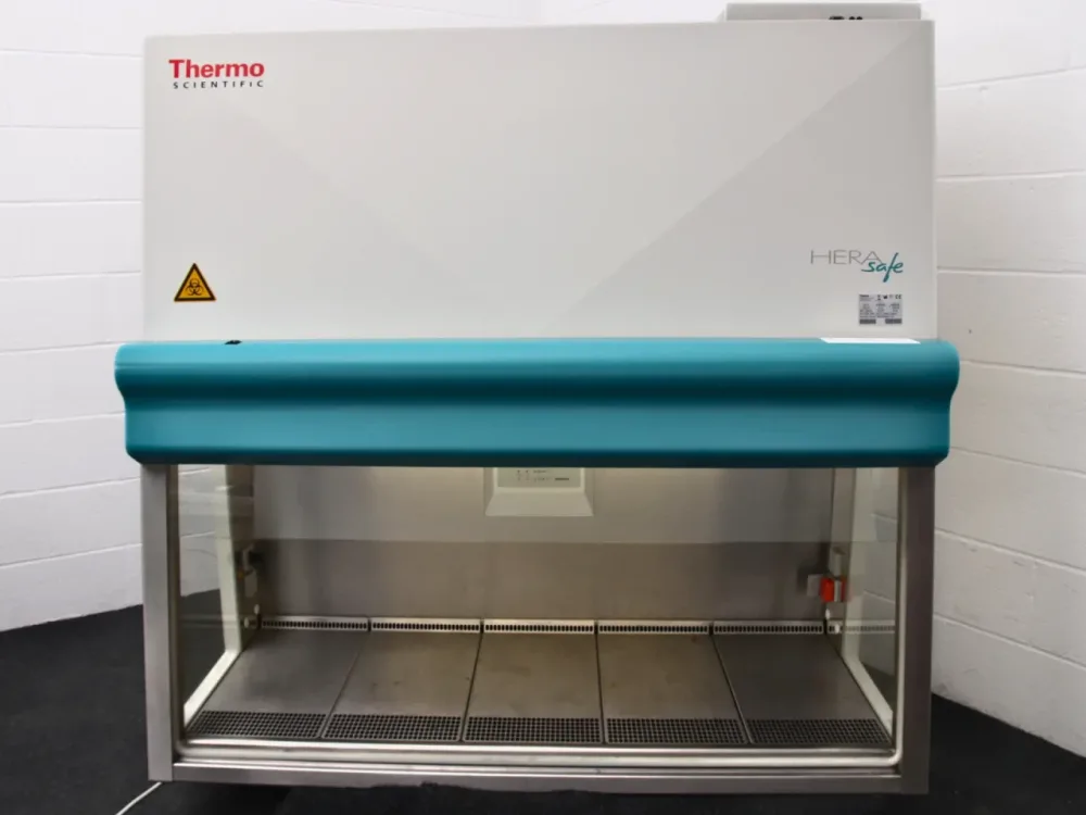 Thermo KS 15 HeraSafe Class II Safety Cabinet