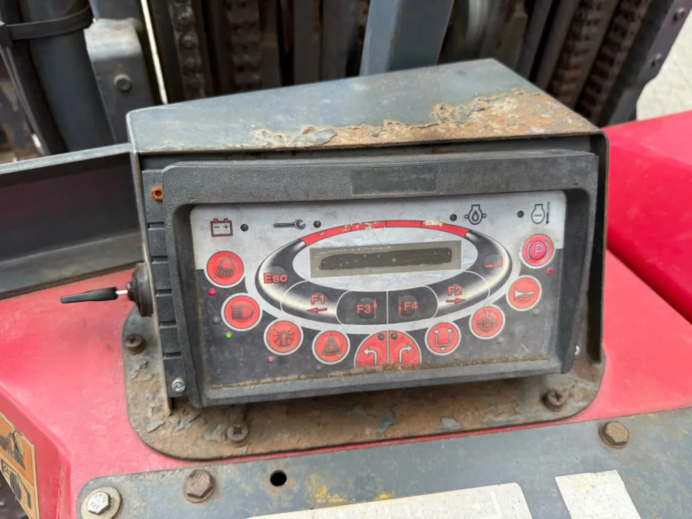 Moffett M4 20.3 2,000 kg - 7