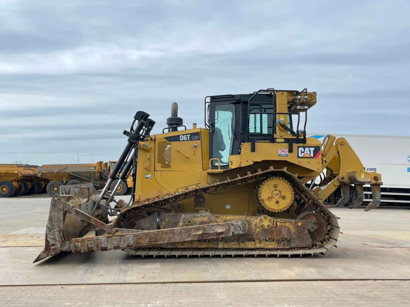 Caterpillar D6T LGP + MS-ripper - 1