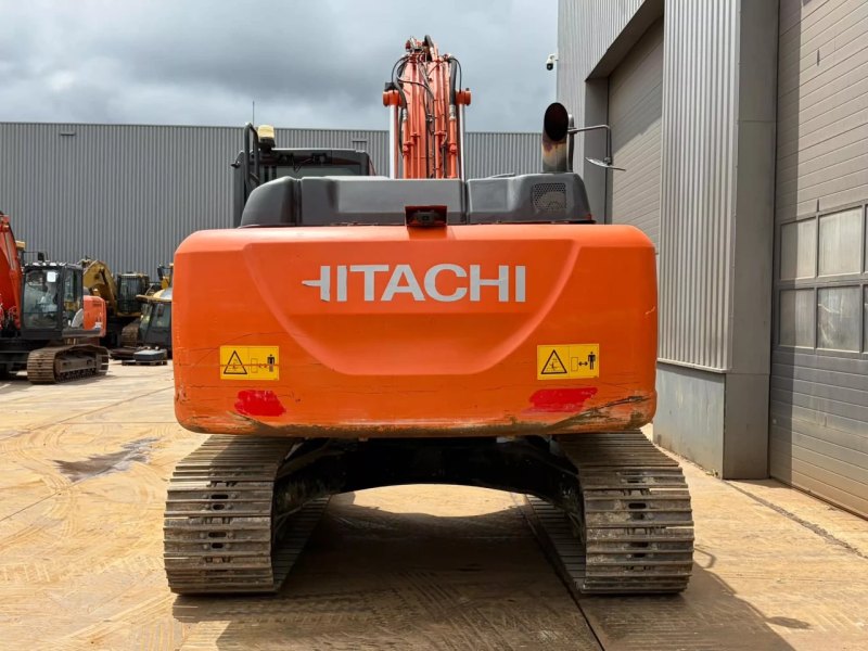 Hitachi ZX210LC-6 New Bucket