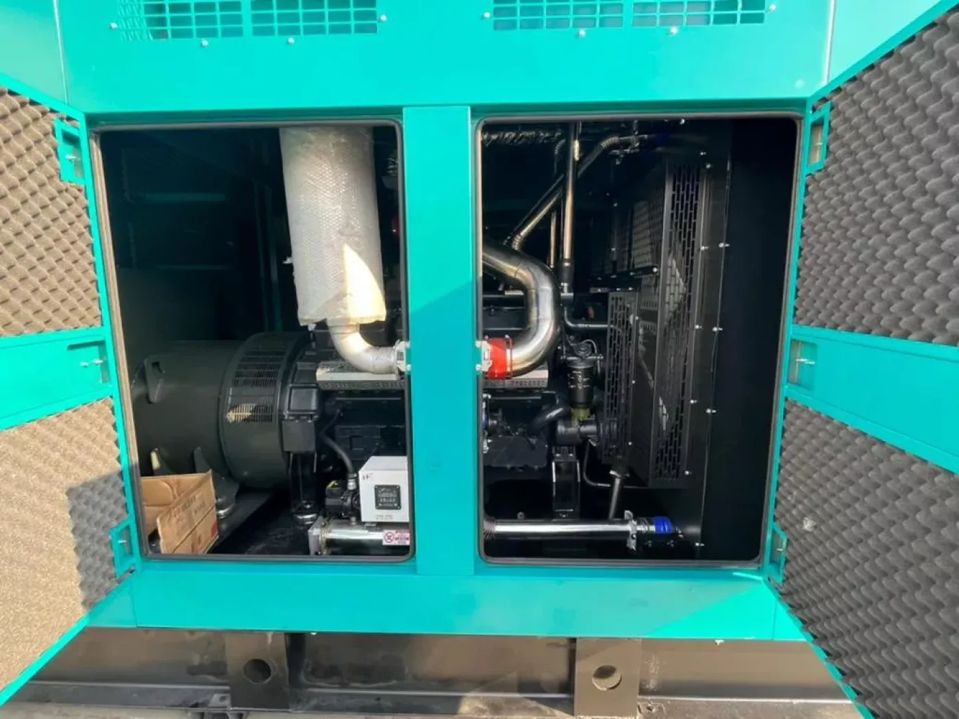 Giga Power RT-W800GF 1000 kVA silent generator - 4