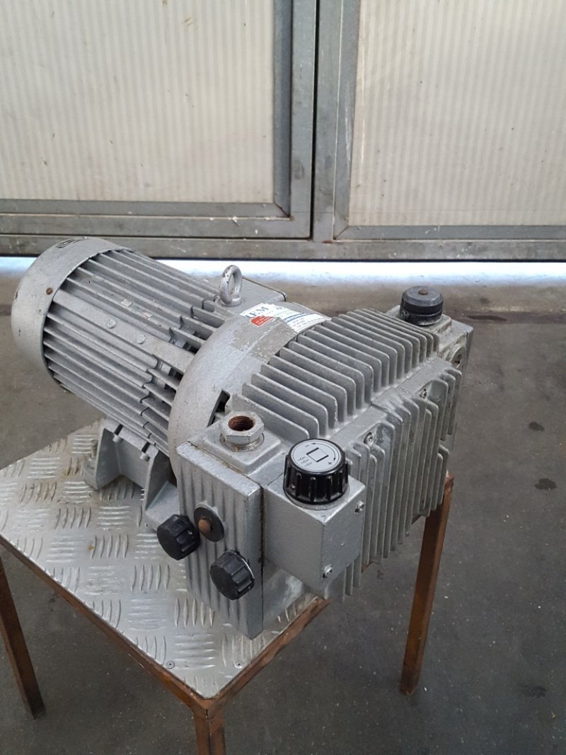 POMPA DA VUOTO – WERIE RIETSCHLE – MOD. TR 40 V