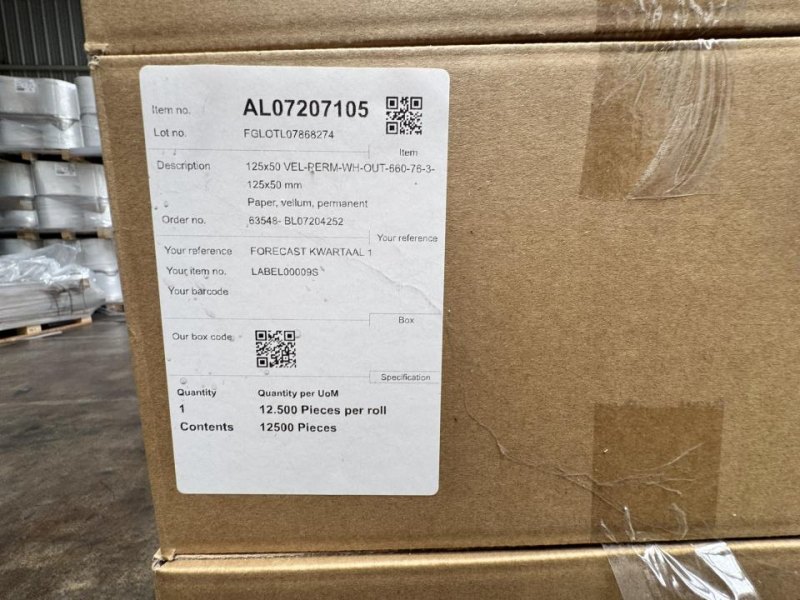 Self-adhesive labels roll, 1x 22 boxes