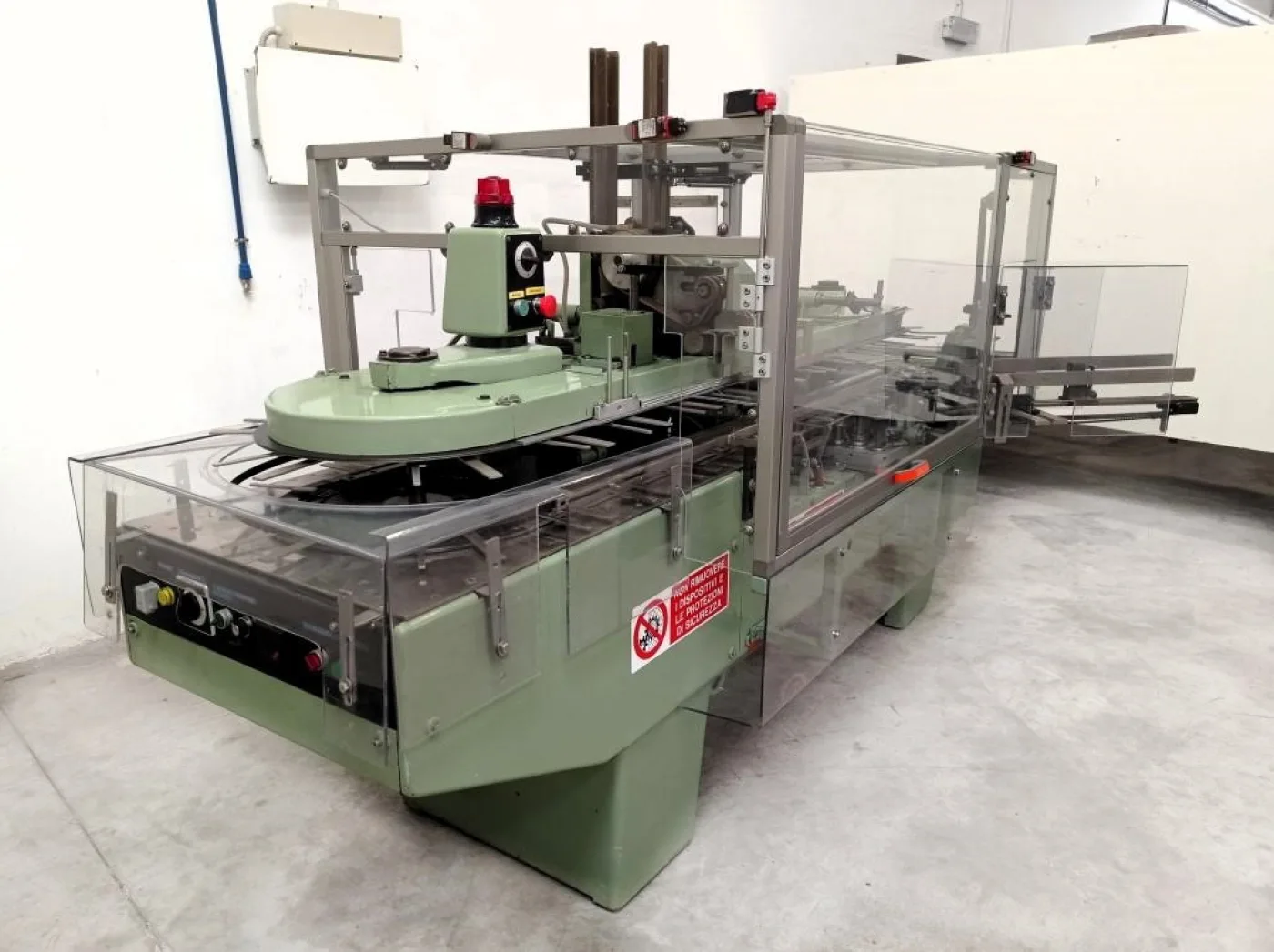ASTUCCIATRICE VERTICALE – CAM – MOD. AV 65 - 7